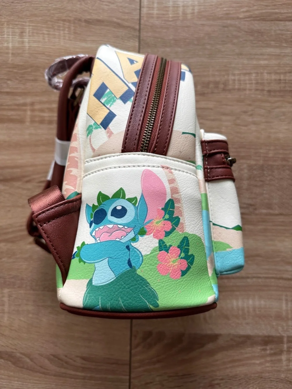 Loungefly Disney Lilo & Stitch Travel Postcard Mini Backpack - BoxLunch Exclusiv